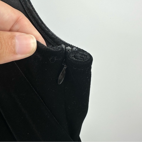 Land’s End Sleeveless Velvet Paisley Print Knee Length Dress 12 Black Stretch - Picture 5 of 13